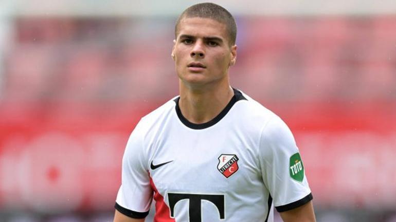 Trabzonspordan Süper Ligin yıldızına transfer kancası Listede eski Beşiktaşlı da var...