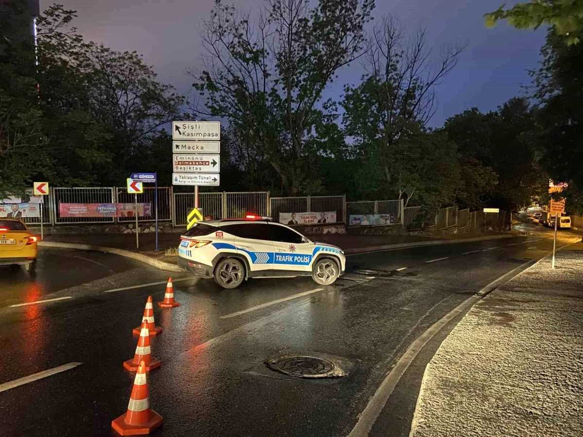 1 Mayıs Emek ve Dayanışma Günü’nde İstanbul’da Yollar Trafiğe Kapatıldı