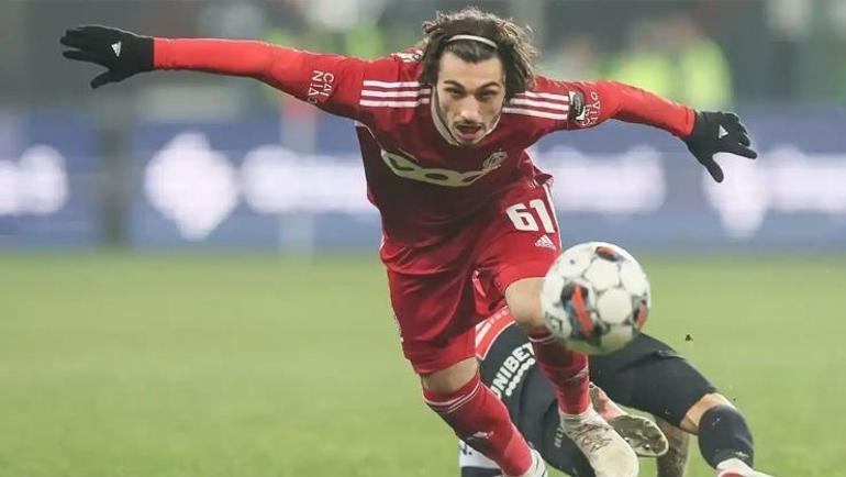 Trabzonspordan transferde gurbetçi atağı Transferde iki isim...