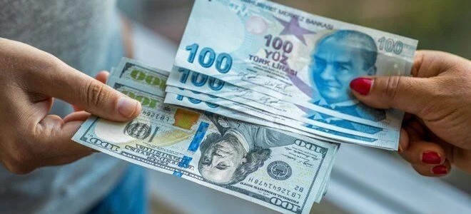 Ekonomistlerin yıl sonuna ilişkin dolar kuru beklentisi belli oldu