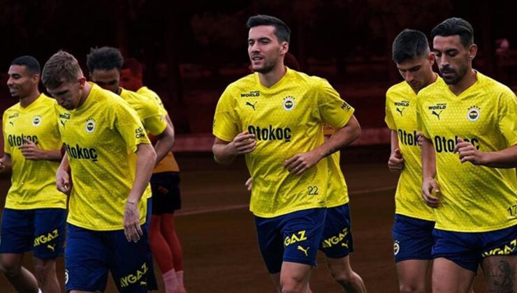 Fenerbahçe'de bir ayrılık daha! Golcü oyuncuyu 5 ayrı kulüp istiyor