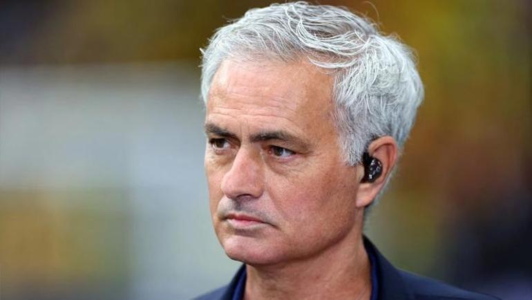 Fenerbahçede Jose Mourinho açıklamalarda bulunacak