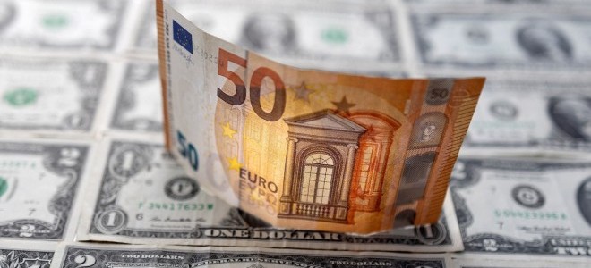 Euro, dolar karşısında 4 ayın zirvesine çıktı