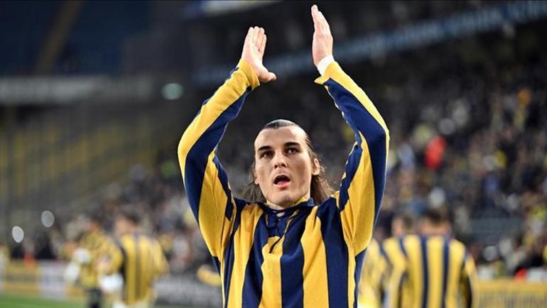 Fenerbahçe, Çağlar Söyüncü transferini bitirdi İşte sözleşme detayları...