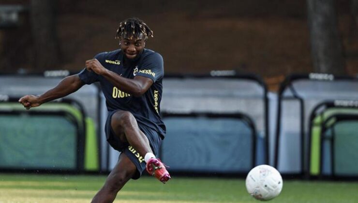 Fenerbahçe'de Allan Saint-Maximin, ilk antrenmanına çıktı!