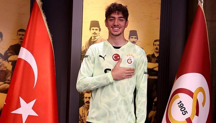 Galatasaray, Jankat Yılmaz'la sözleşme imzalayıp Adanaspor'a kiraladı