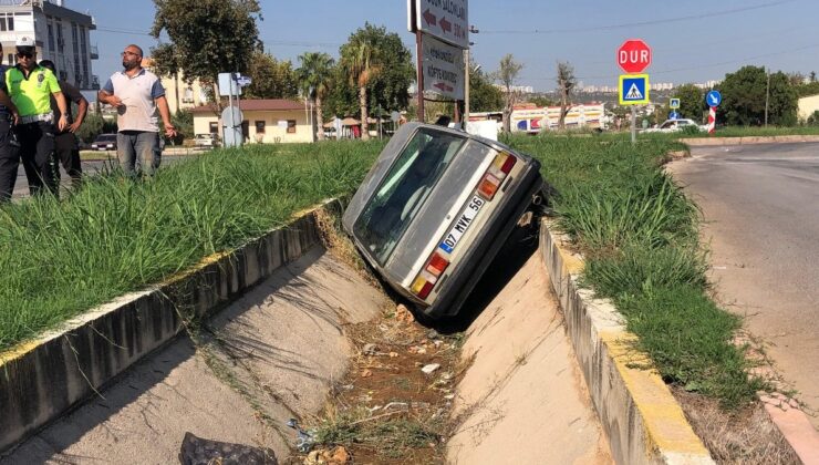 Antalya’da kaza yapan sürücü: Çekici gelip kameralara şov yapacak