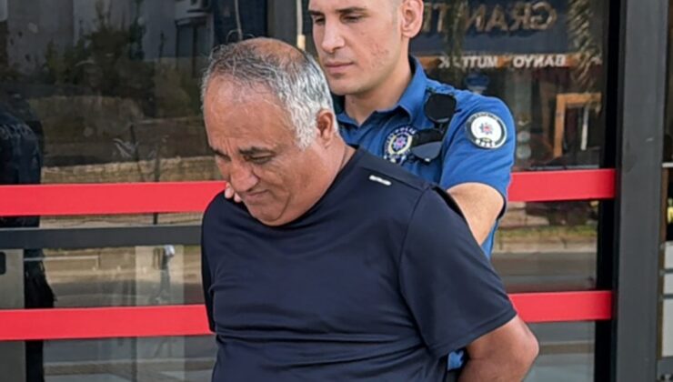 Antalya’da öğrencilerinin müstehcen görüntülerini çeken satranç eğitmeni tutuklandı