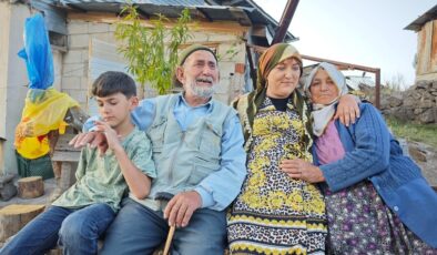 Artvin’in Fransız gelini yaz aylarını köyde geçiriyor