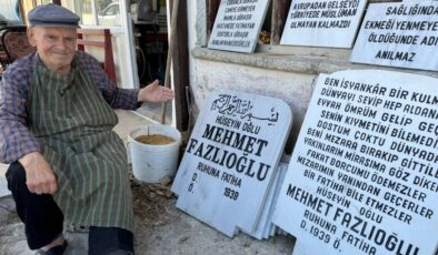 Bartın’da 62 yıllık mezar taşı ustası kendisi için 2 ayrı mezar taşı yaptı