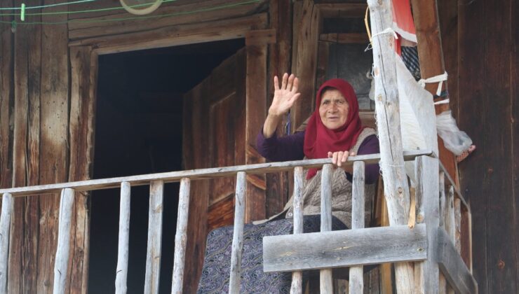 Bolu’daki yangında tahliye edilen köylüler, dönmeye başladı