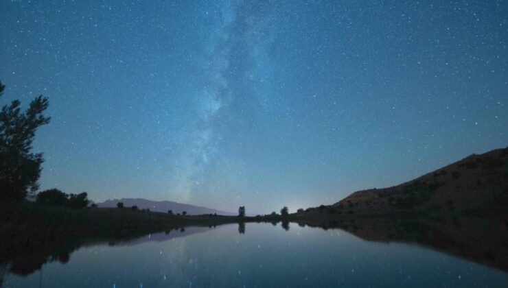 Erzincan’da perseid meteor yağmuru eşsiz manzaralar sundu