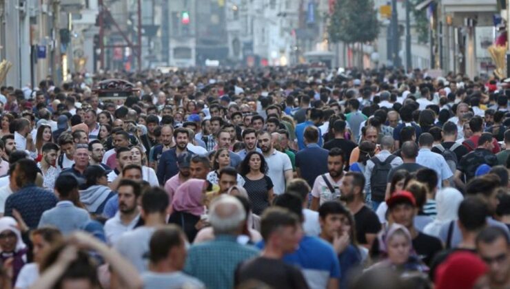 Kadınlar erkeklerden daha mutlu