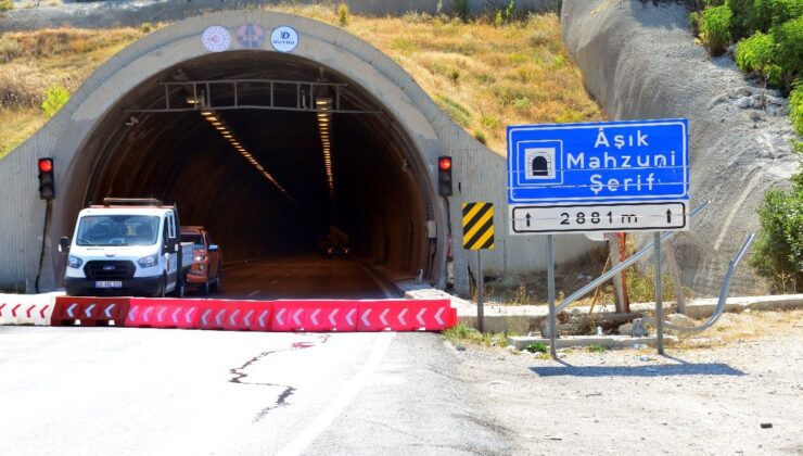 Kahramanmaraş’ta depremde beton blokları oynayan tünel, yeniden trafiğe kapatıldı