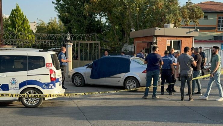 Konya’da otomobilde bıçakladığı eşinin cesediyle karakola teslim oldu