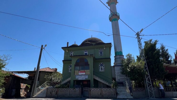 Sakarya’da arsasına yapılan camiyi satışa çıkardı: Ev vaadini gerçekleştirmediler