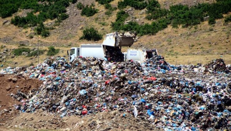 Antalya’da çöplüğe atılmış bebek cesedi bulundu