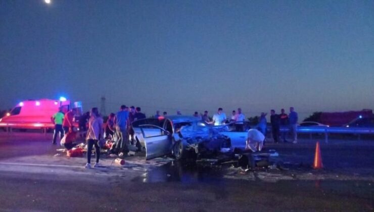 Antalya’da otomobil su tankerine çarptı: 3 ölü 2 yaralı