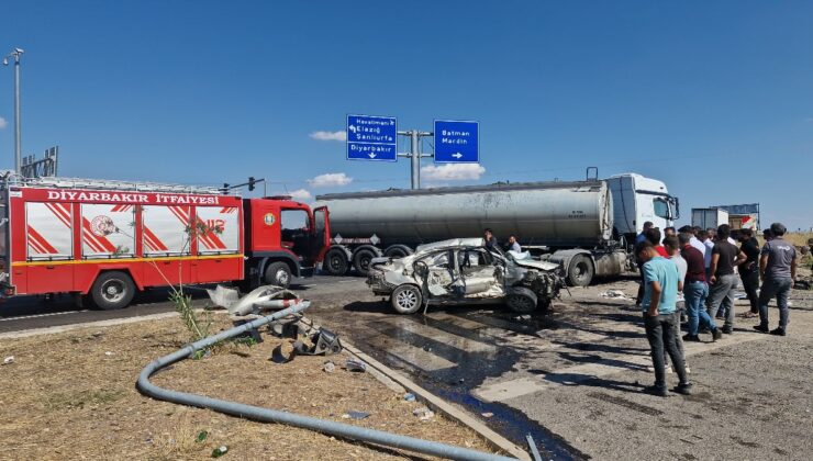 Diyarbakır’da tanker ile otomobil çarpıştı: 4 yaralı