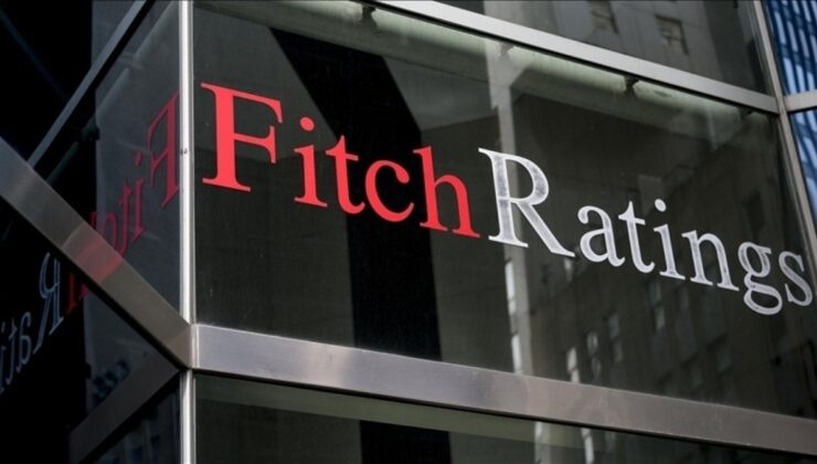 Fitch, Türkiye’nin kredi notunu yükseltti