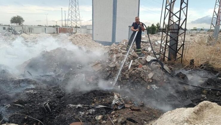 Hatay’da çöplük alanda yangın