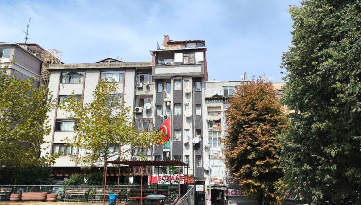 İstanbul’da bir binada iki ayrı kaçak yapı