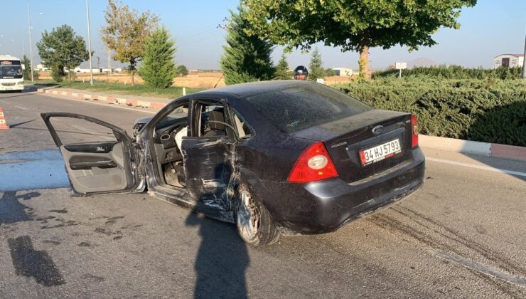 Karaman’da kaza yapan aracın motoru havaya uçtu