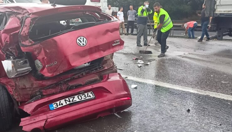 Kocaeli TEM Otoyolu’nda zincirleme kaza: 4 yaralı