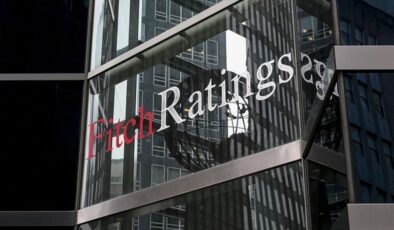 Kur dar bantta, Fitch’in Türkiye kararı bekleniyor