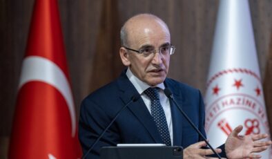 Mehmet Şimşek: Milli gelir ikinci çeyrek itibarıyla 1,2 trilyon doları aştı