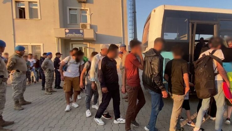 Mersin’de 50 kaçak göçmen yakalandı