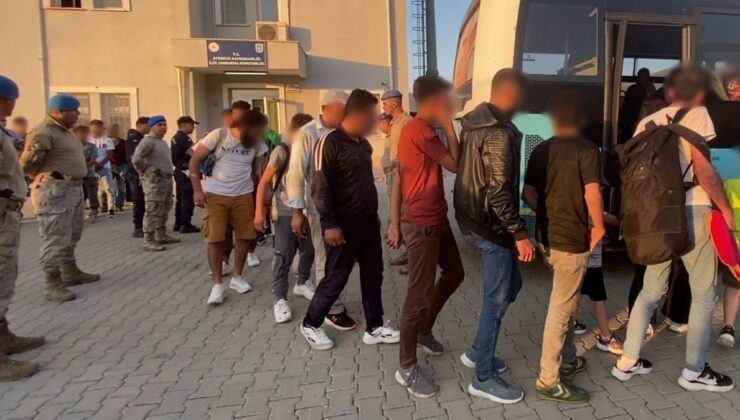 Mersin’de teknede 50 kaçak göçmen yakalandı