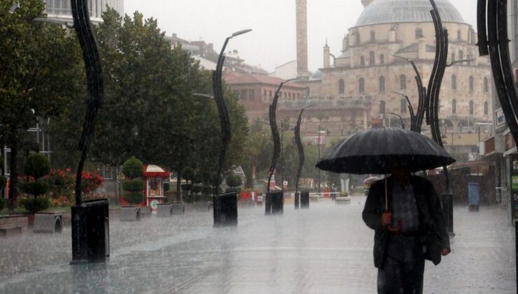 Sağanak yağış Bolu’yu etkisi altına aldı