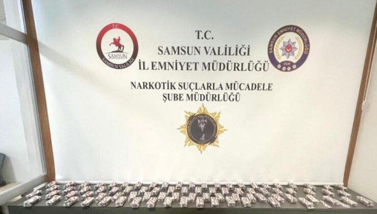 Samsun’da bekçilerin boş arazide bulduğu koliden binlerce adet uyuşturucu hap çıktı