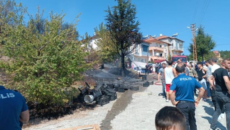 Samsun’da plastik kasalar yangına neden oldu