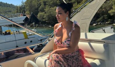 Şarkıcı Zara hedefini açıkladı! Manken gibi olmak istiyor