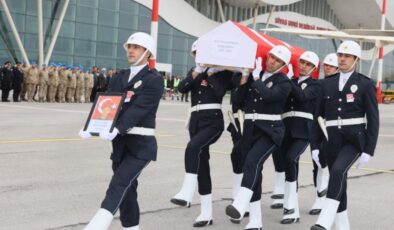 Şehit polis Şeyda Yılmaz’ın cenazesi memleketi Sivas’a getirildi