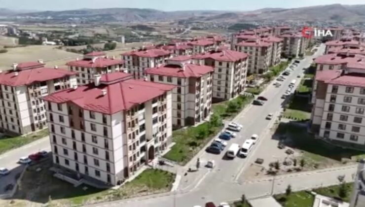 Sivas’ta belediyenin unuttuğu mahalle: Birçok hizmeti alamıyorlar