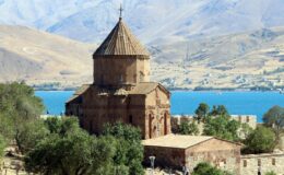 Van’daki 1100 yıllık Akdamar Kilisesi, 12’nci ayinini yapacak