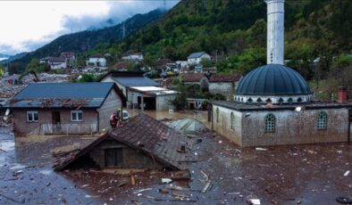 Bosna Hersek’te etkili olan sel felaketi için 1 günlük yas ilan edildi