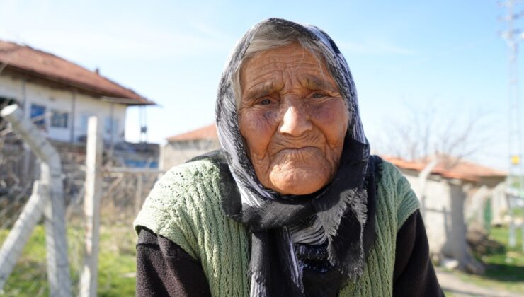 Cumhurbaşkanı Erdoğan hayranı Arzu nine, 117 yıllık ömrüne veda etti