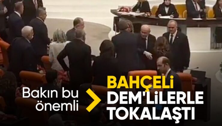 Devlet Bahçeli, TBMM açılışında DEM’li vekillerle tokalaştı