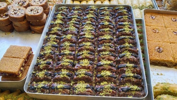 Edirne’de Dubai baklavası yapıldı