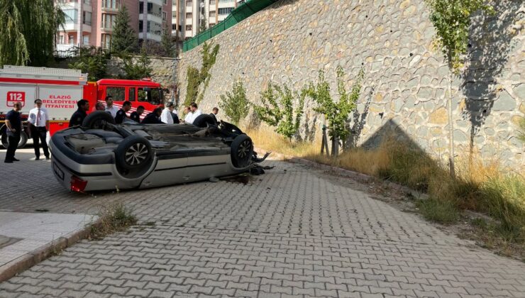 Elazığ’da okul bahçesine düşen otomobilin sürücüsü yaralandı