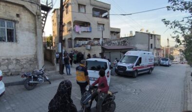 Hatay’da koku üzerine girilen evde ceset bulundu