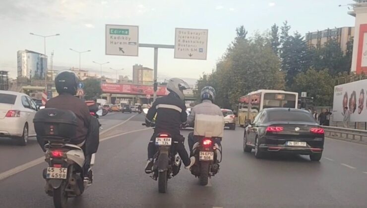 İstanbul’da benzini biten motosikletlinin yardımına koştu