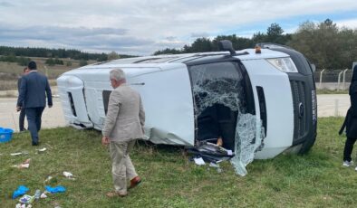 Kastamonu’da öğrencileri taşıyan servis tırla çarpıştı: 13 yaralı