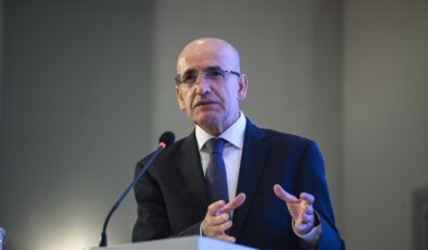 Mehmet Şimşek: Dış ticaret açığının gerilemesi kalıcı fiyat istikrarına katkı sağlayacak