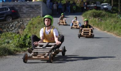 Rize’de tahta arabalarla Laz Ralli şenliği