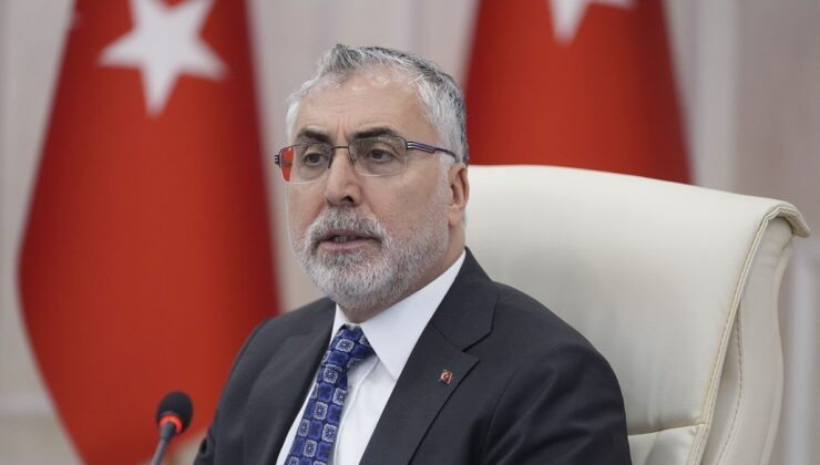 Vedat Işıkhan: 2024 ve 2025 yılında emekli olacakların aylıkları arasında farkla ilgili çalışıyoruz